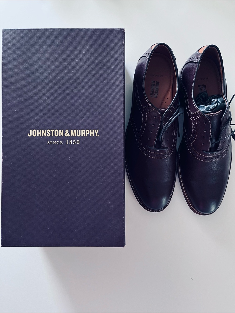 Johnston & Murphy Men’s mahogany Leather  Oxfords
